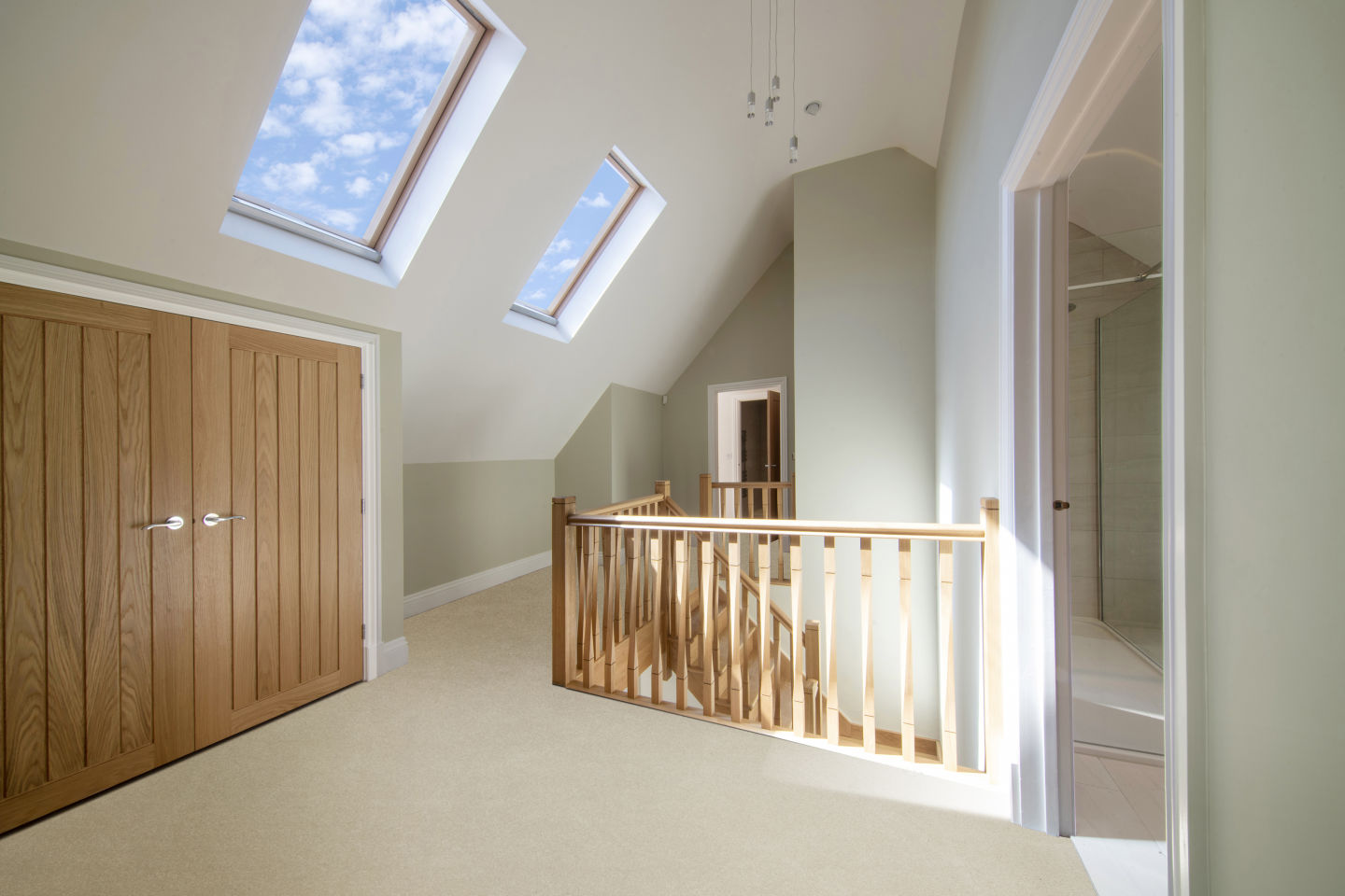 Bank Top 035(retouched) LR